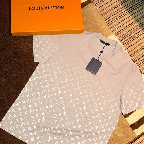 louis vuitton pocket tshirt|louis vuitton t shirt monogram.